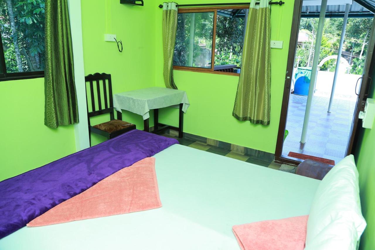Dean Dale Cottages Thekkady Exteriör bild