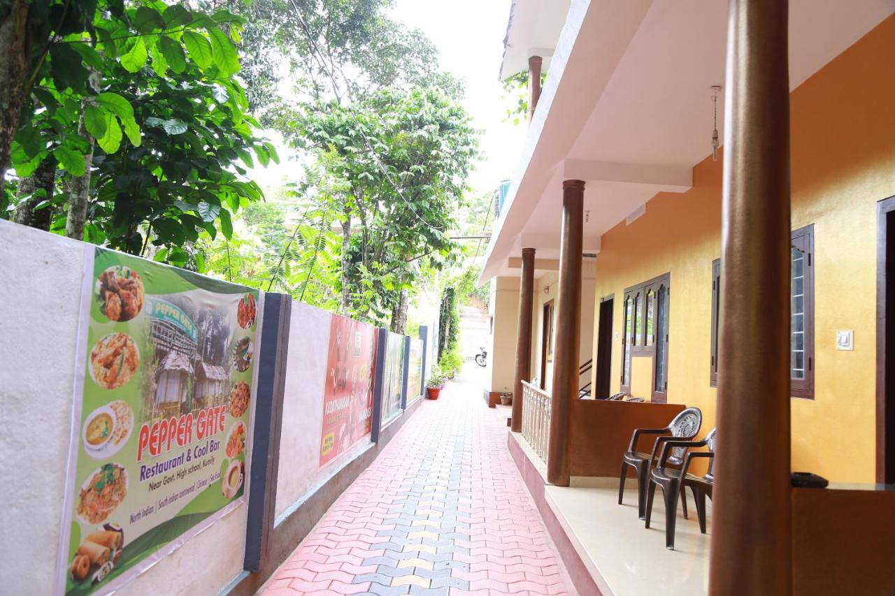 Dean Dale Cottages Thekkady Exteriör bild
